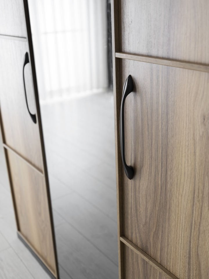 BEYOĞLU 3 KAPILI DOLAP