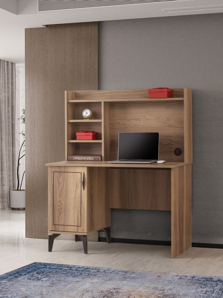 HAZAR ÇALIŞMA MASASI