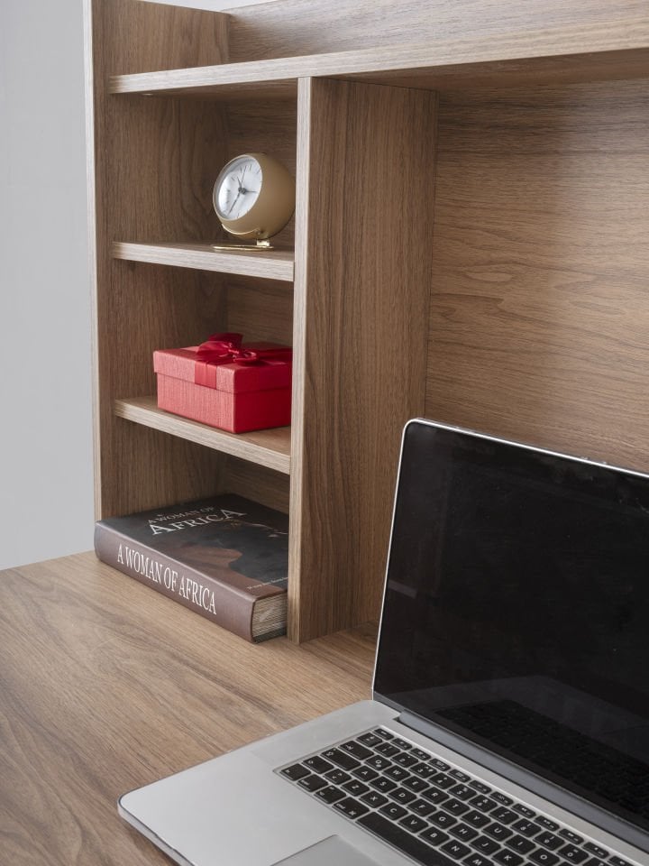 HAZAR ÇALIŞMA MASASI