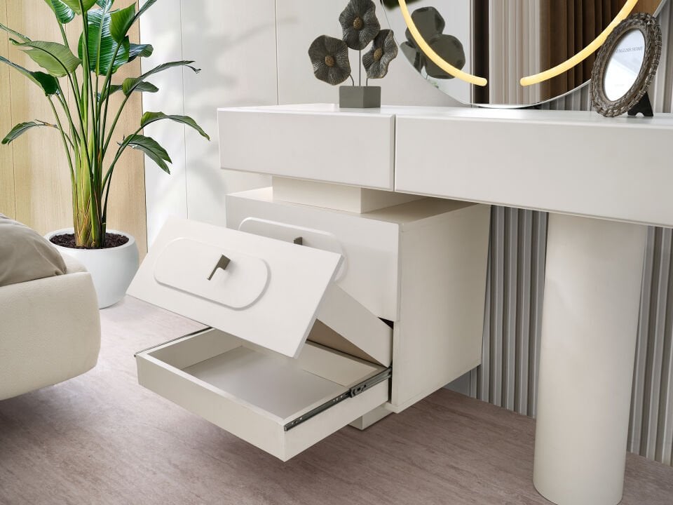 ESİNTİ YATAK ODASI