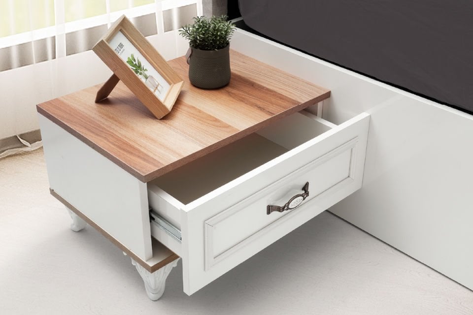 ÇINAR 6 KAPILI YATAK ODASI